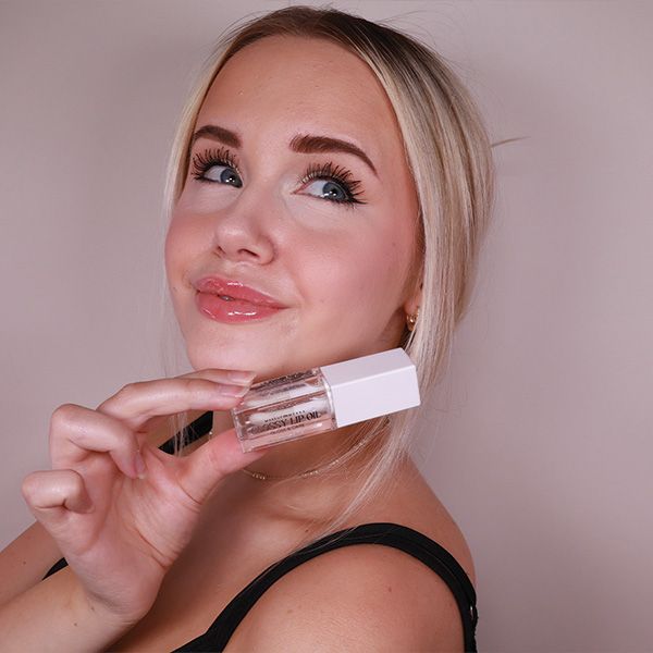 Glossy Lip Oil Glossy Lip Oil